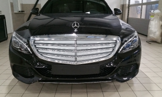 calandre mercedes avant covering